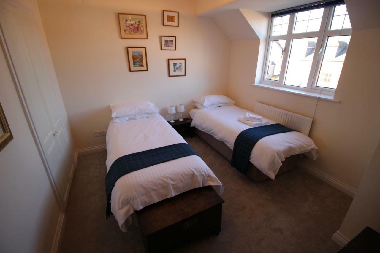 47 Wetherby Way, 3 Bedrooms, Sleeps 6, Easy Walk To Town, Parking, Self Catering, Great View Stratford-upon-Avon Buitenkant foto